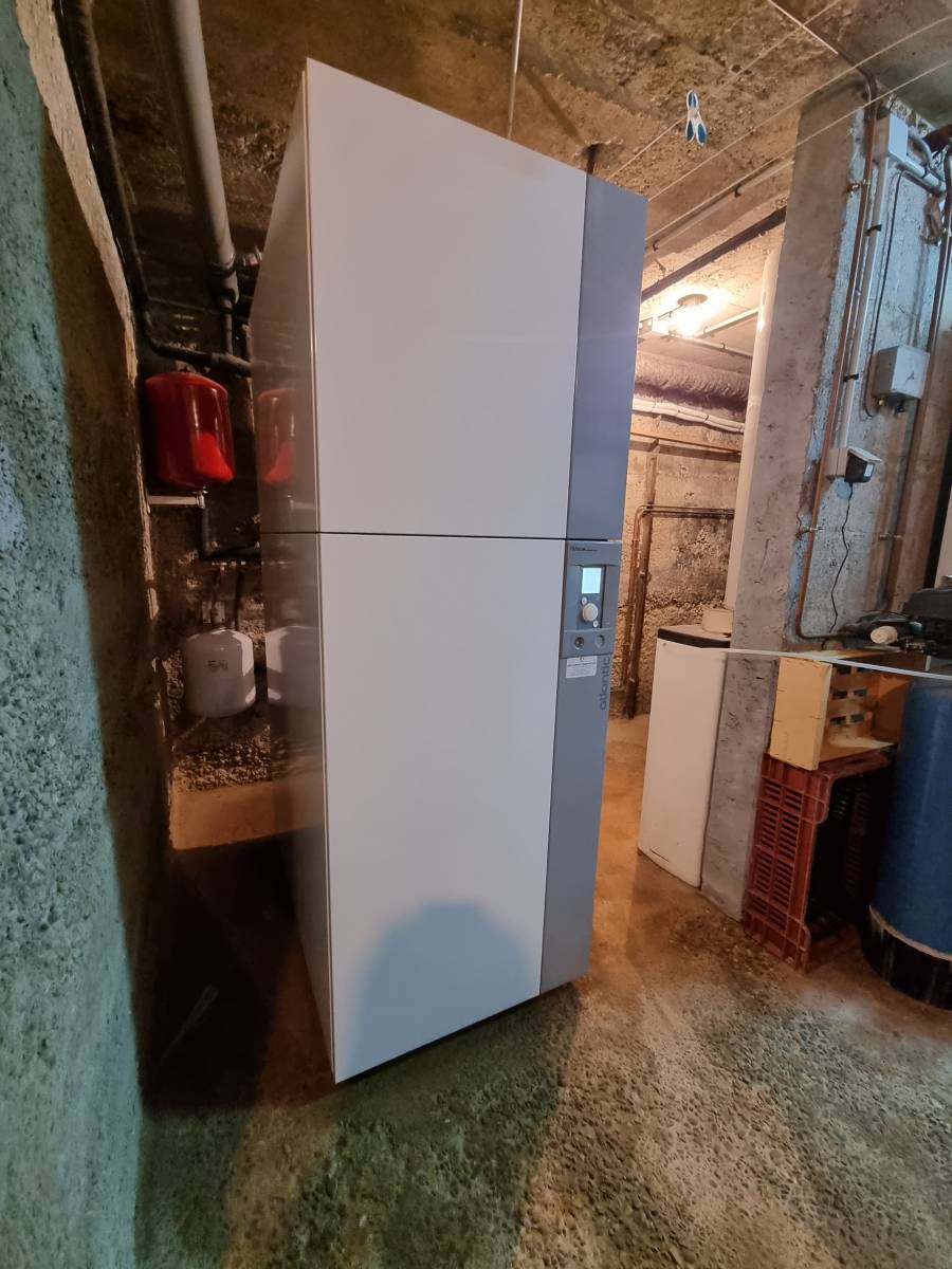 Rénover le système de chauffage d'une maison pour économie d'énergie près de La Tour-du-Pin en Auvergne-Rhône-Alpes