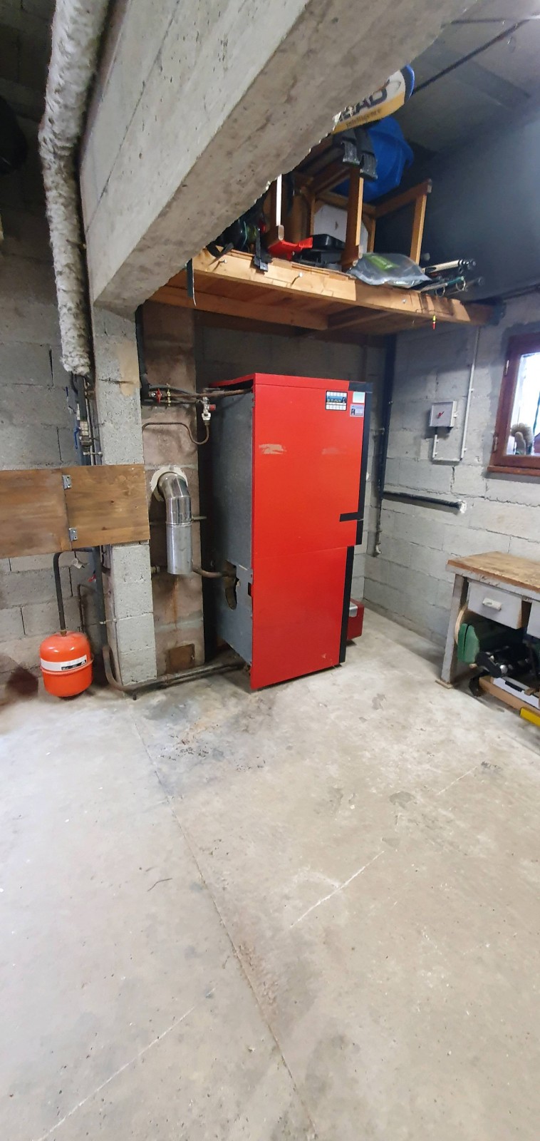 Quelle entreprise de plomberie contacter près de La Côte-Saint-André pour installer un chauffe eau ?