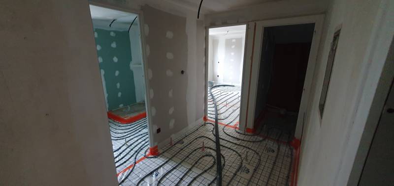 Installation et pose d'un plancher chauffant hydraulique sur Chatonnay en Isère