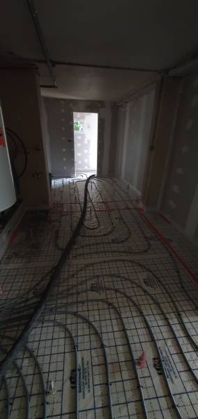 Installation et pose d'un plancher chauffant hydraulique sur Chatonnay en Isère
