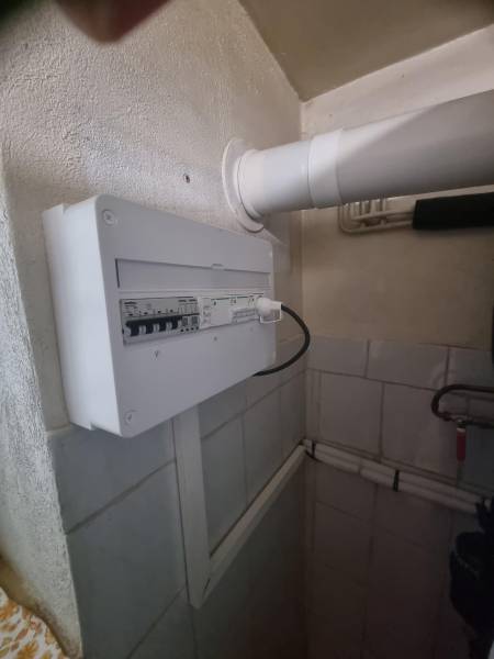 Tableau électrique complet avec parafoudre, interdiff 30mA , Disjoncteurs et prise modulaire